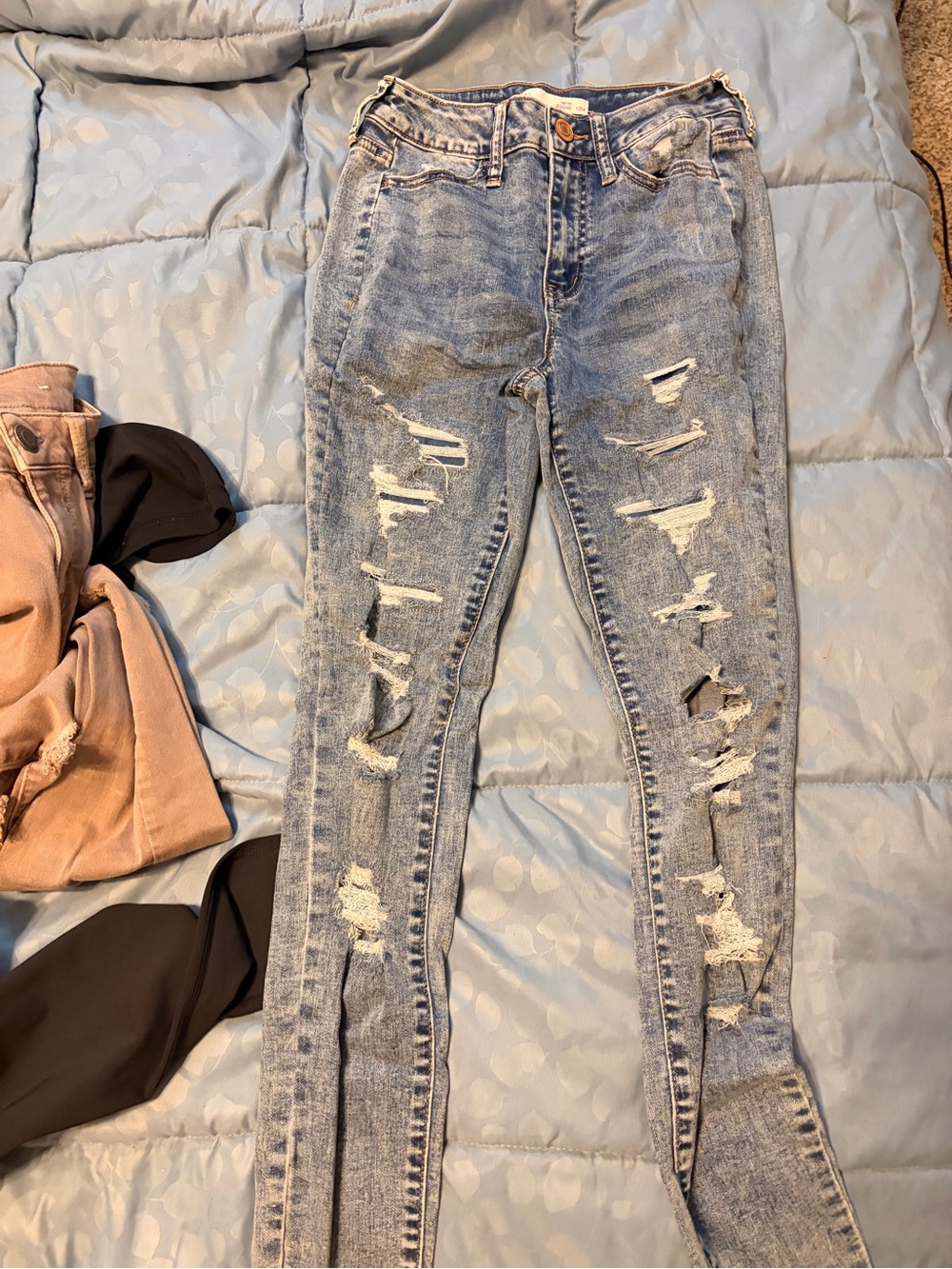 Women’s Distressed Light Blue Skinny Jeans